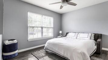 4 chambres, lit parapluie, Wi-Fi gratuit, draps fournis