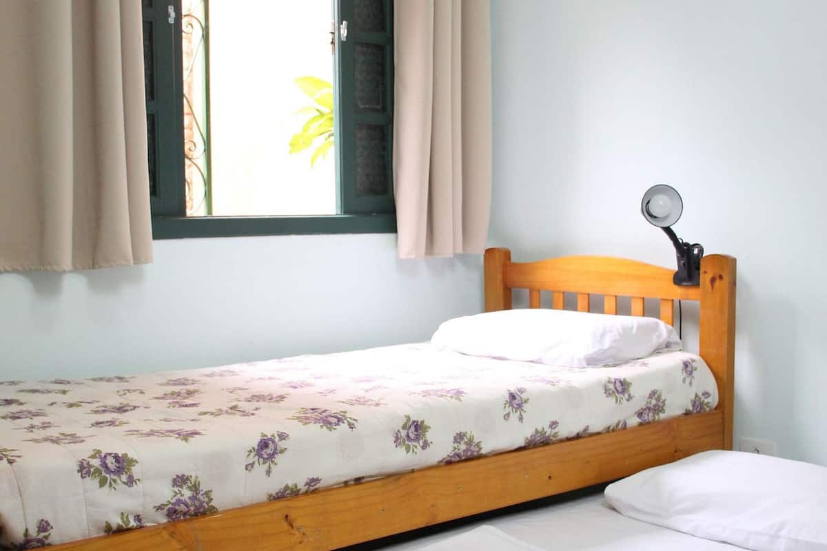 2 bedrooms, blackout curtains, iron/ironing board, free WiFi
