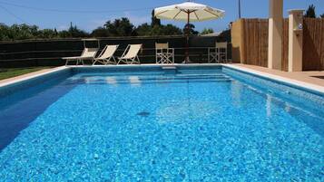 Rumah | Kolam renang | Kolam renang indoor dan kolam renang outdoor