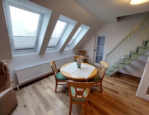 Dining - Ferienwohnung in Dornum (Dornum)