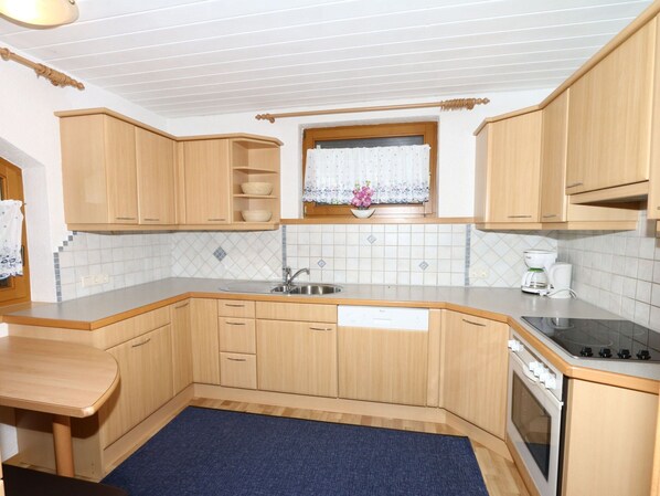 Apartment | Private kitchen | High chair