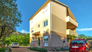 Apartment | Exterior - Apartment in Starigrad Paklenica (Starigrad)
