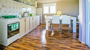 Apartment | Private kitchen - Apartment in Starigrad Paklenica (Starigrad)