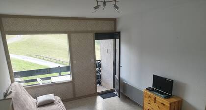 Studio apartment at the foot of the slopes