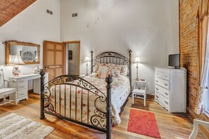 Iron/ironing board, WiFi