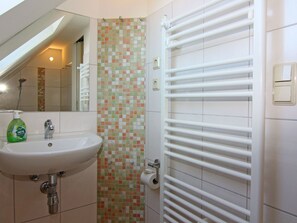 Apartment | Bathroom - Appartementhaus Strandloper, Zinnowitz (Zinnowitz)