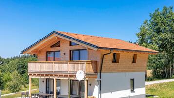 Chalet | Exterior