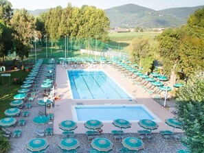 Apartment | Pool | Outdoor pool
