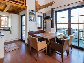Chalet | Dining - Chalets am Diemelsee in Heringhausen (Diemelsee)