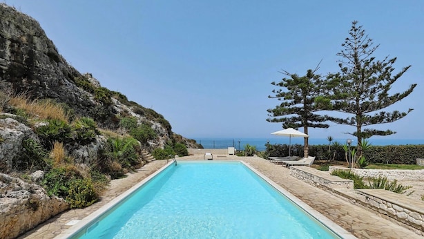 Hus | Pool