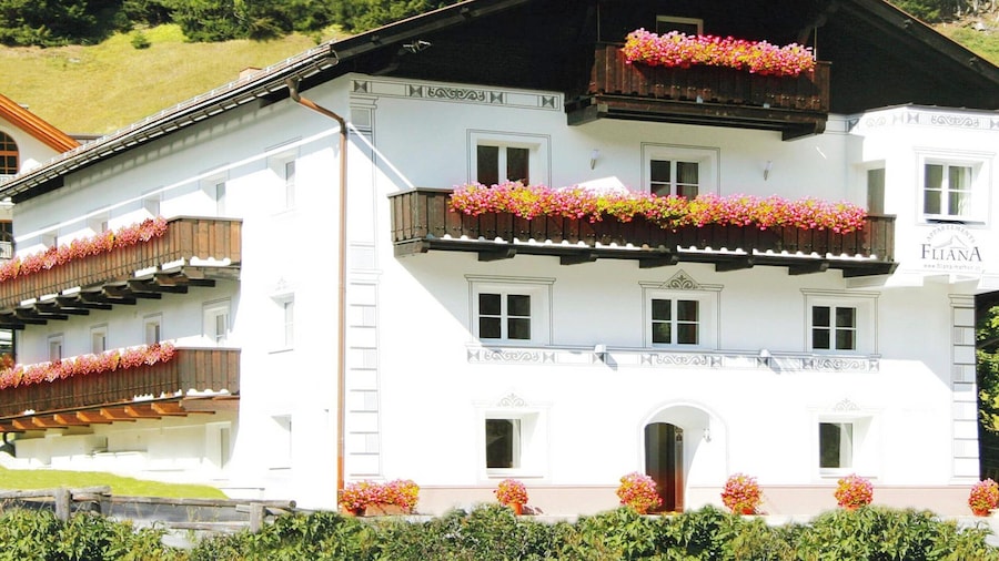 Apartment in Ischgl Overlooking the Mountains