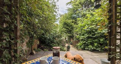 Gorgeous Garden Flat - Top Location