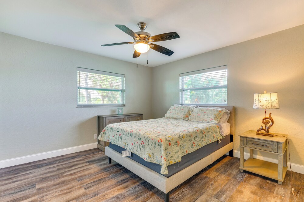 Riverfront Gibsonton Home 12 Mi to Tampa! Gibsonton Vrbo