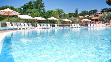 Apartment | Pool | Outdoor pool