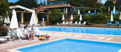 Apartment | Pool