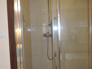 House | Bathroom