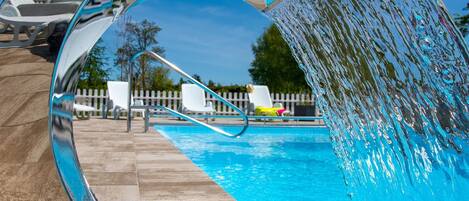 Apartment | Pool | Outdoor pool