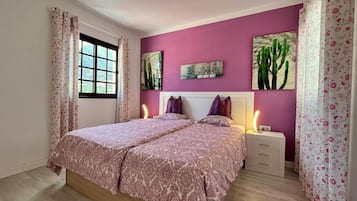 Apartment | 2 bedrooms, individually furnished, bed sheets