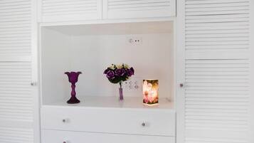 Apartment | Living room | DVD player