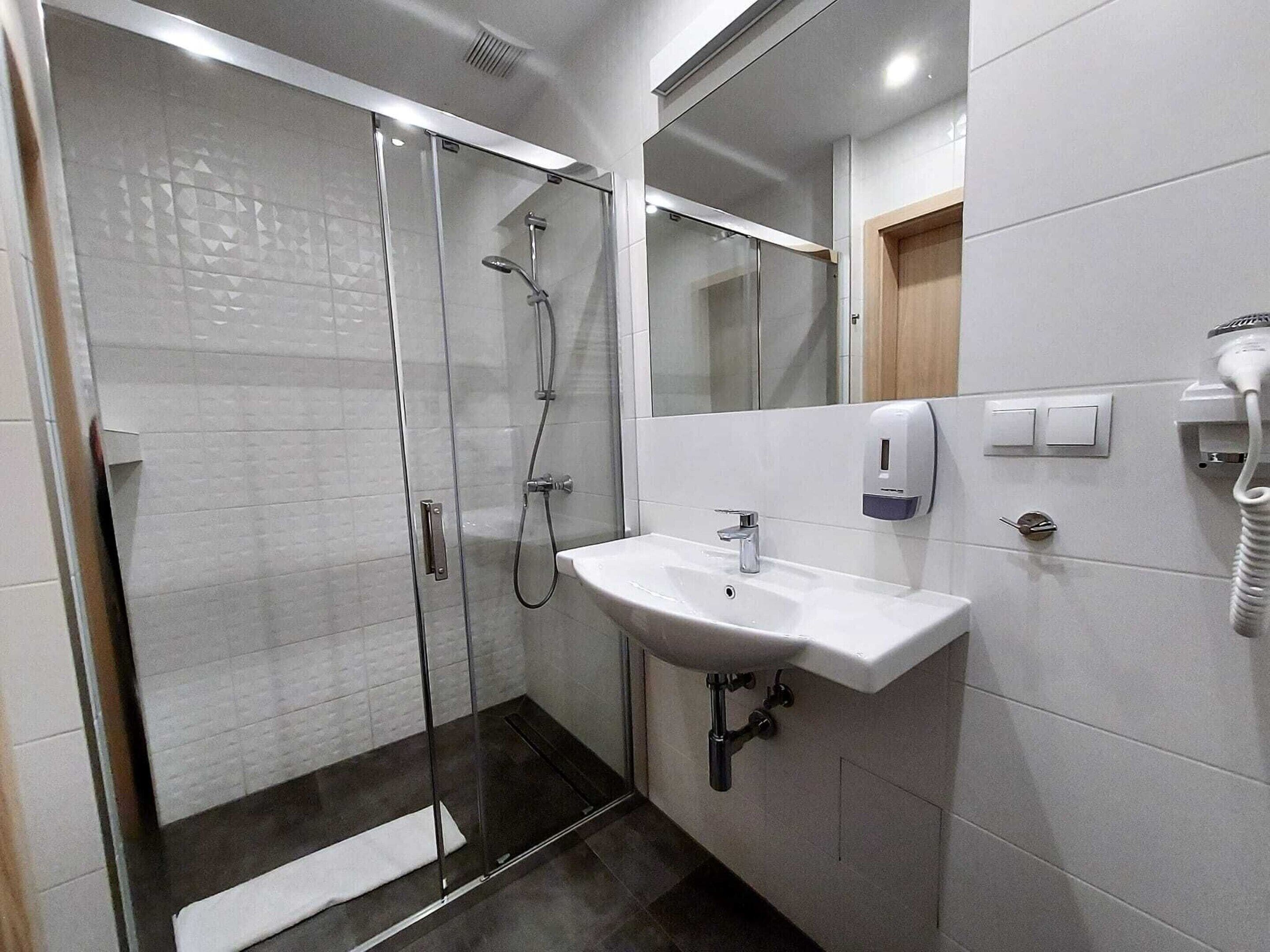 Apartment | Bathroom