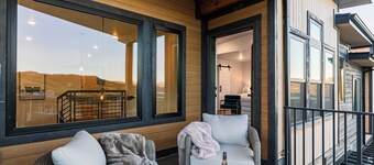 Ski La Vie by Avantstay Hot Tub + Game Room, Near the Ski Slopes