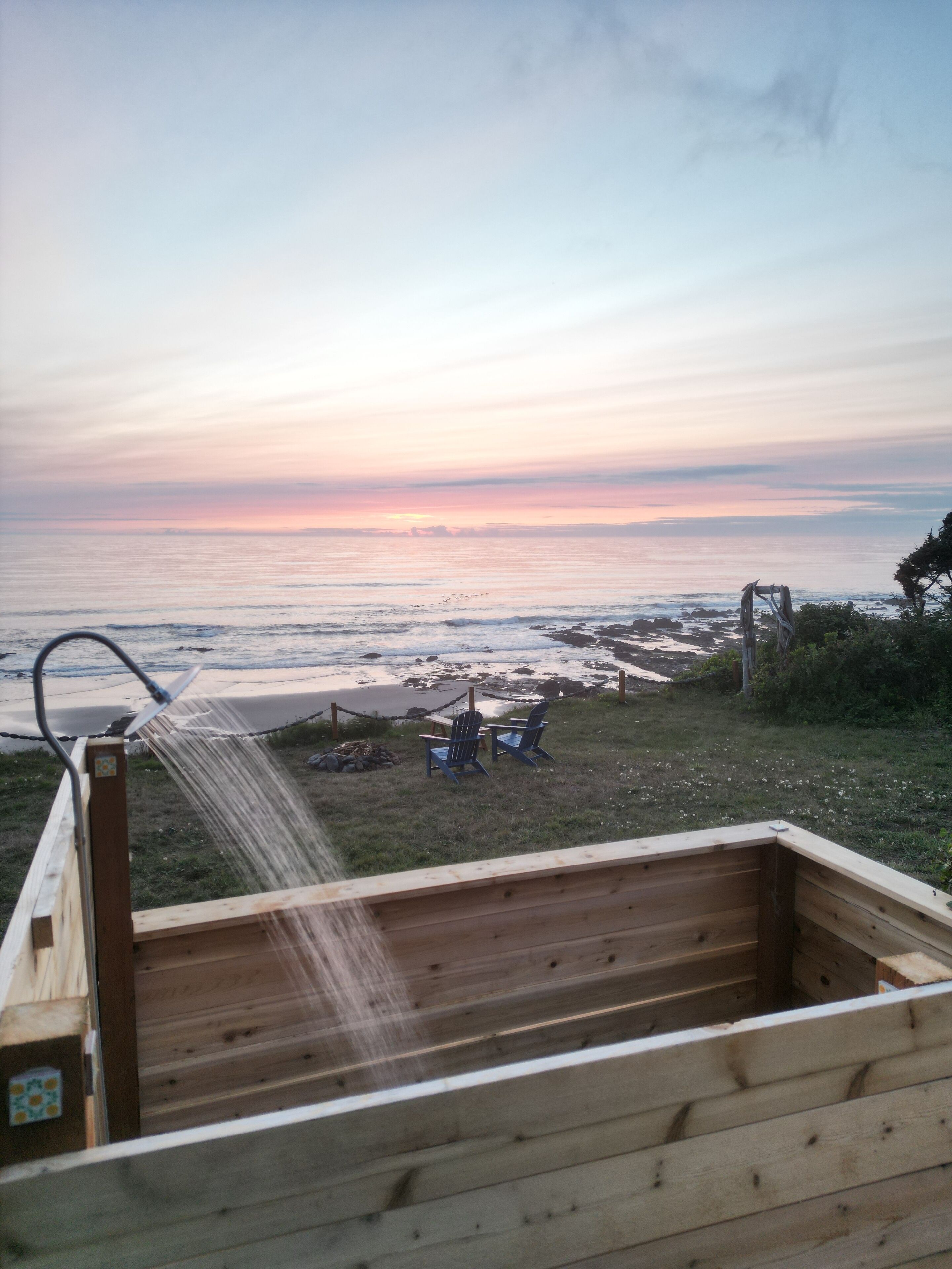 The Surf House w/ private beach access & hot tub! Reviews, Deals