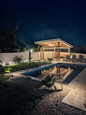 Outdoor pool - New Private Jungle Retreat. Minutes from everything Nosara has to offer! (Nosara)