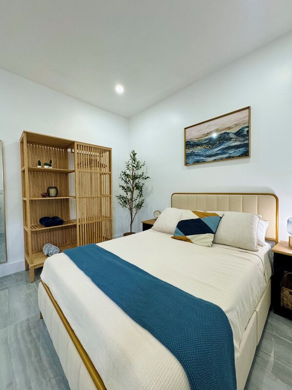 1 bedroom, iron/ironing board, WiFi, bed sheets