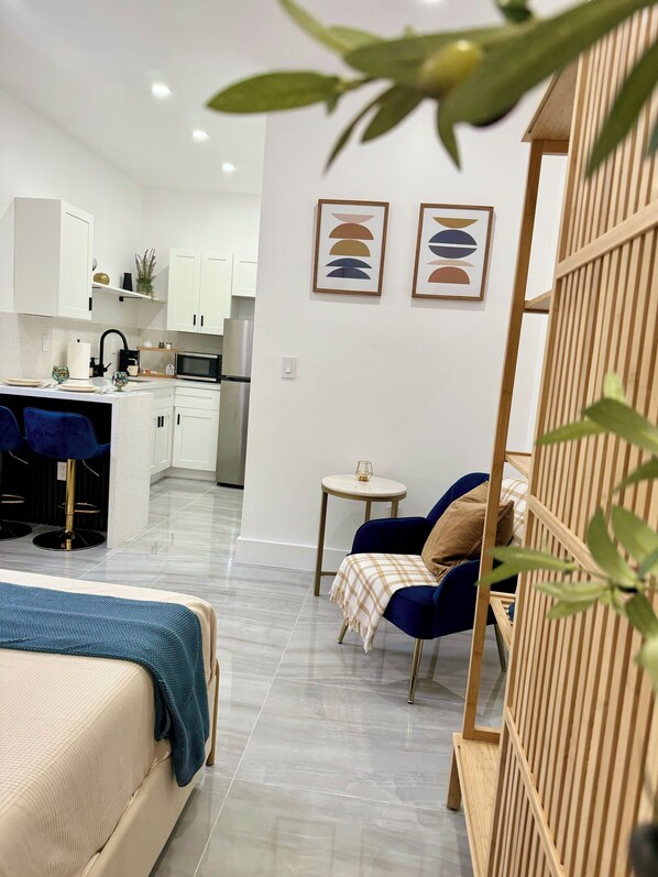 1 室のベッドルーム、アイロン / アイロン台、WiFi、ベッドシーツ