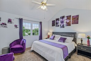 4 bedrooms, iron/ironing board, WiFi, bed sheets