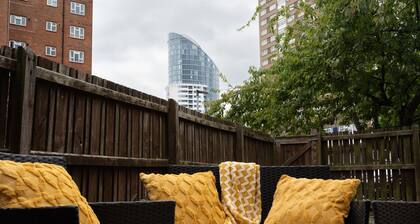 Open Mind Property - Gunwharf Quays 4 Beds Parking