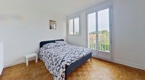 3 Schlafzimmer, Bügeleisen/Bügelbrett, Bettwäsche