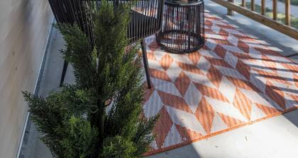 Luxe 4bd - Movie, Games - Centrally Located