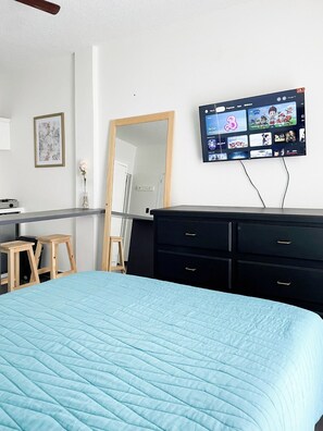Studio Classique, patio, vue ville | Espace de travail pour ordinateur portable, Wi-Fi gratuit