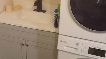 Hårtørrer, håndklæder, Sæbe, Shampoo