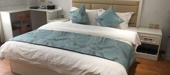 shanshui Collection Hotel (Shucheng Huaqiao Road Wanda Plaza)