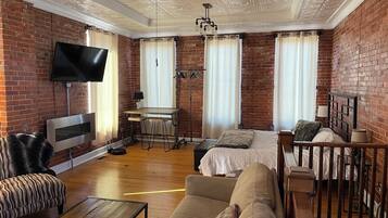 1 habitación, wifi y ropa de cama