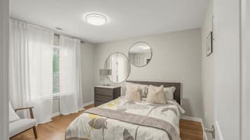 1 bedroom, desk, iron/ironing board, free WiFi