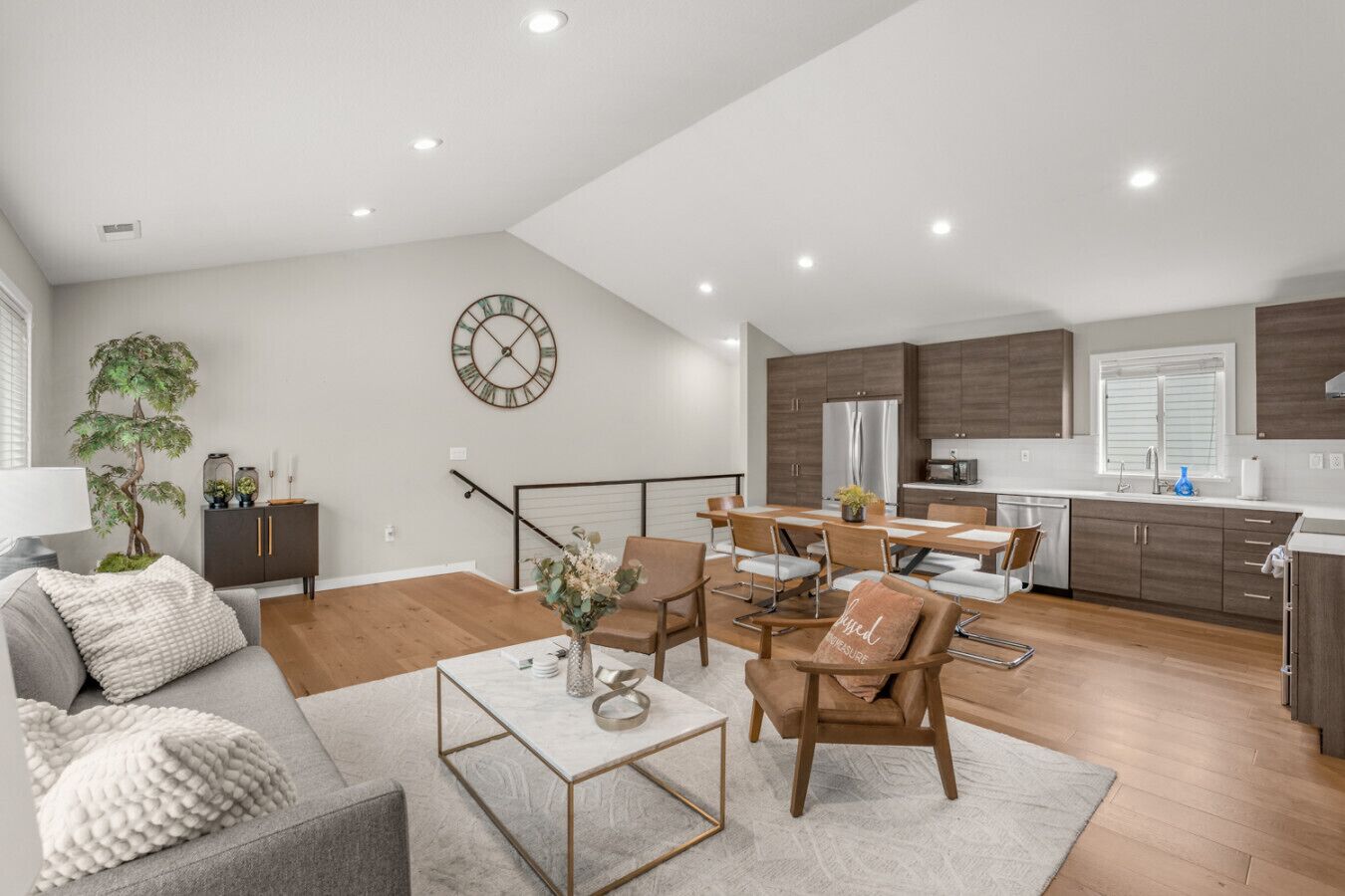 智能電視、書籍、音響