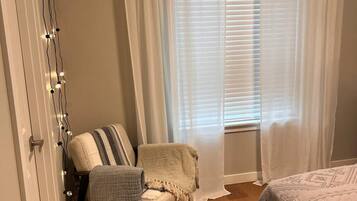 1 bedroom, desk, iron/ironing board, free WiFi