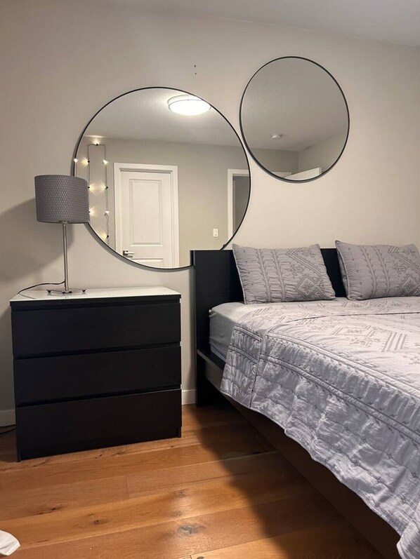 1 bedroom, desk, iron/ironing board, free WiFi