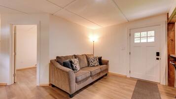 Télévision, table de tennis de table