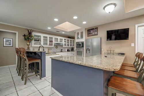 Right At Home- Midland Santiago Dreams w/ man cave, two large yards xtra parking