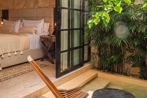 Chambre Premium, piscine privée | Draps en coton égyptien, literie de qualité supérieure, minibar