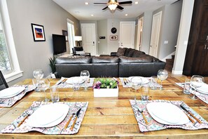 Luxury House, Mountain View | Dining room - Entrada at Moab 429 (Moab)