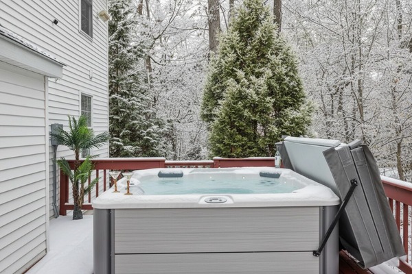 Bain à remous extérieur