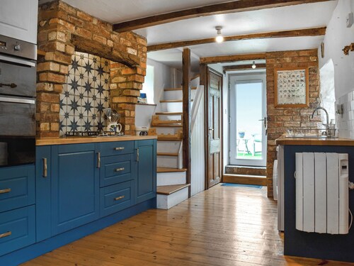 3 bedroom accommodation in Walgrave