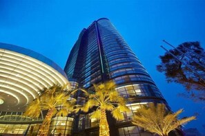 Exterior - Renaissance Chengdu Hotel (Chengdu)