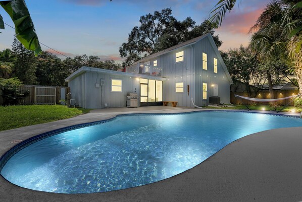 Outdoor pool - Charming 3-Bedroom Tropical Retreat with Private Salt Water Pool (Palm Bay)