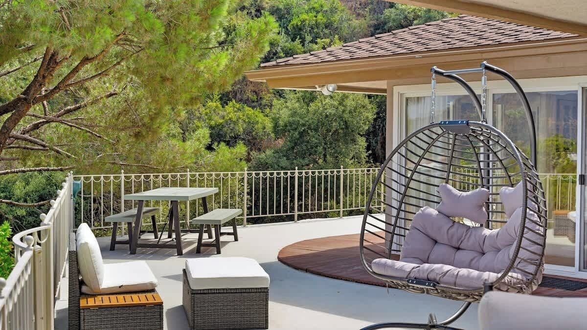 屋外ダイニングエリア